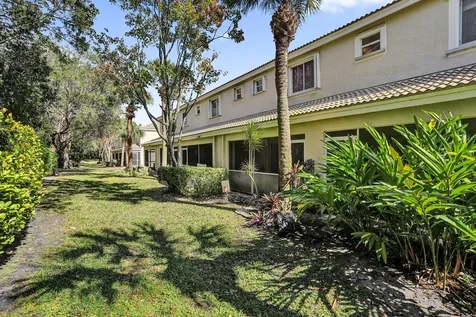 4827 Palmbrooke Circle West Palm Beach FL 33417