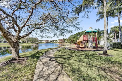 4827 Palmbrooke Circle West Palm Beach FL 33417
