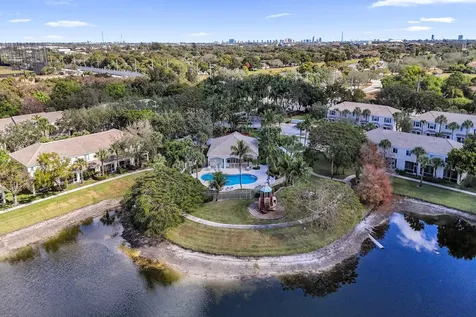 4827 Palmbrooke Circle West Palm Beach FL 33417
