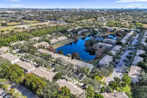 4827 Palmbrooke Circle West Palm Beach FL 33417