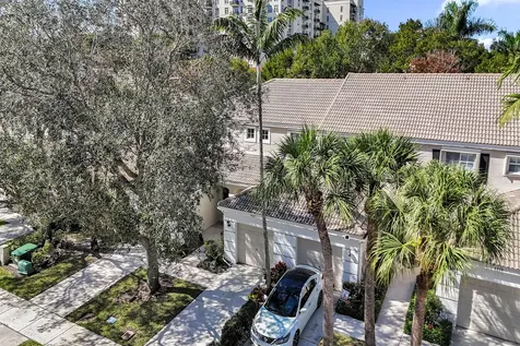 4827 Palmbrooke Circle West Palm Beach FL 33417