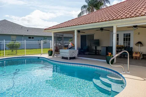1507 SE Westmoreland Boulevard Port Saint Lucie FL 34952
