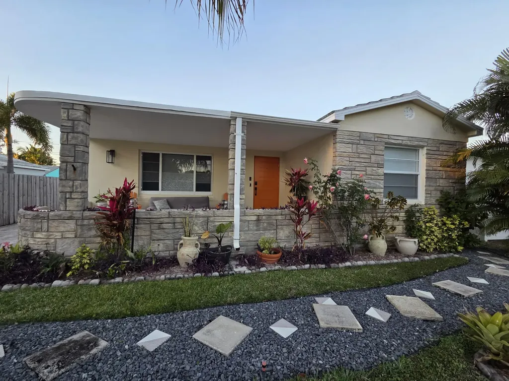 228 Vanderbilt Drive Lake Worth FL 33460