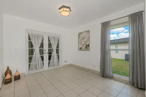 6307 Nw 71 Street Avenue Tamarac FL 33321