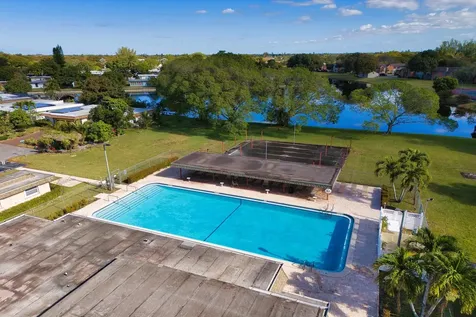 6307 Nw 71 Street Avenue Tamarac FL 33321
