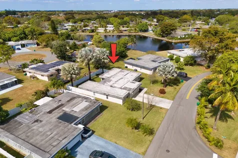 6307 Nw 71 Street Avenue Tamarac FL 33321