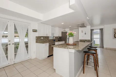 6307 Nw 71 Street Avenue Tamarac FL 33321