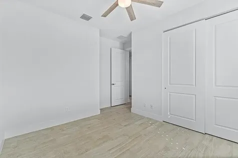 5812 Lake Pine Road Vero Beach FL 32967