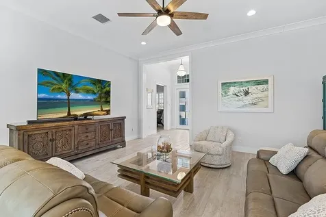 5812 Lake Pine Road Vero Beach FL 32967