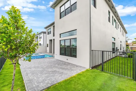 9491 Riverside Park Drive Boca Raton FL 33434