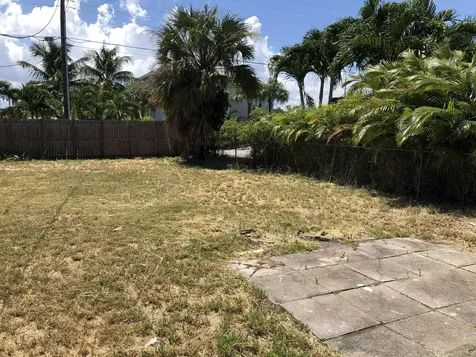 715 S J Street Lake Worth Beach FL 33460