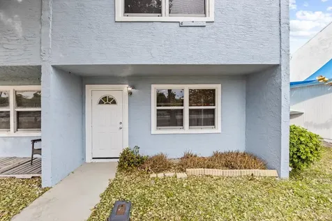 914 Shorewinds Drive Fort Pierce FL 34949