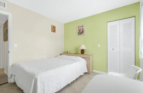 103 Lake Pine Circle Greenacres FL 33463