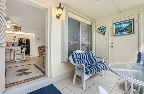 103 Lake Pine Circle Greenacres FL 33463
