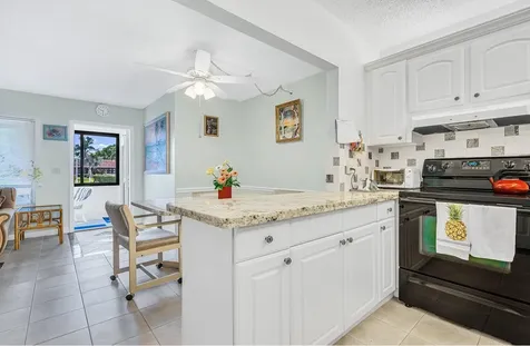 103 Lake Pine Circle Greenacres FL 33463