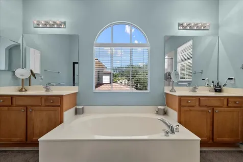 82 Stoney Drive Palm Beach Gardens FL 33410