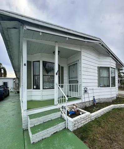 6 La Puerta Del Norte Fort Pierce FL 34951