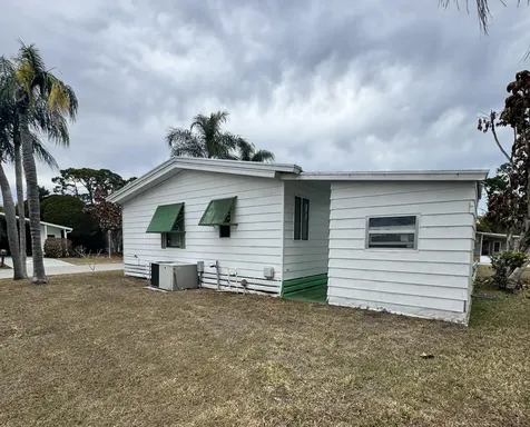 6 La Puerta Del Norte Fort Pierce FL 34951