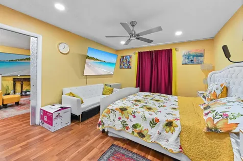 3940 Nw 42nd Avenue Lauderdale Lakes FL 33319