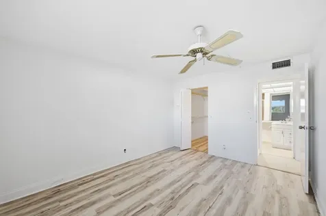 452 Brittany J Delray Beach FL 33446