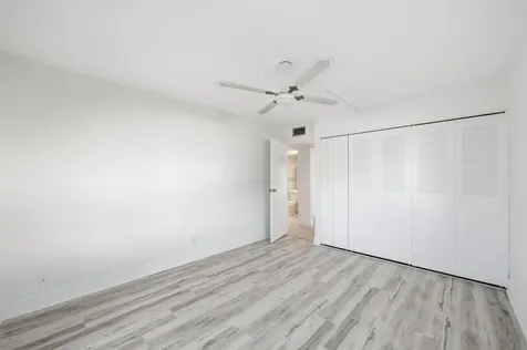 452 Brittany J Delray Beach FL 33446