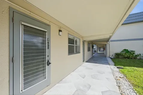 452 Brittany J Delray Beach FL 33446