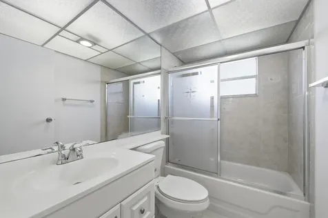452 Brittany J Delray Beach FL 33446