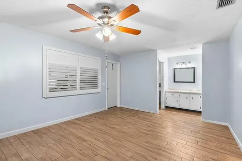 7376 W Oakridge Circle Lantana FL 33462