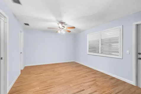 7376 W Oakridge Circle Lantana FL 33462
