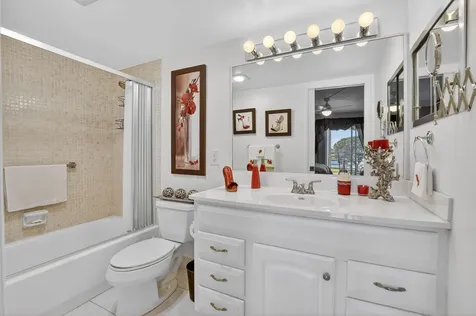 4110 Oakridge V Deerfield Beach FL 33442