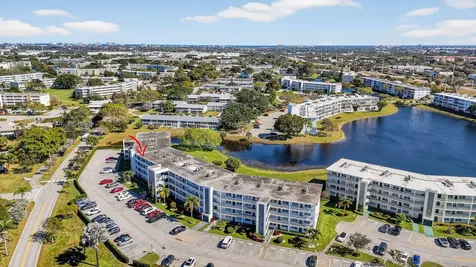 4110 Oakridge V Deerfield Beach FL 33442