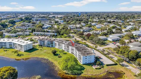 4110 Oakridge V Deerfield Beach FL 33442