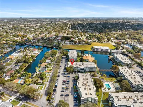 2751 Taft Street Hollywood FL 33020