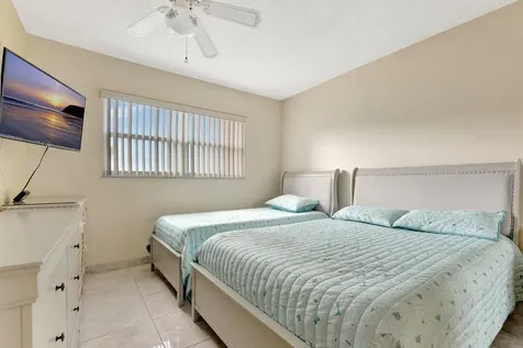 806 Se 7th Street Deerfield Beach FL 33441