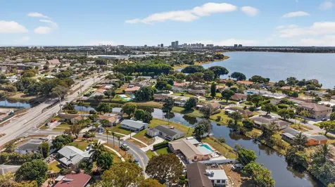 1422 42nd Street West Palm Beach FL 33407