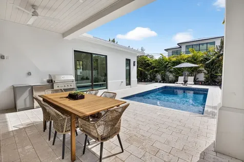 238 Ne 12th Street Delray Beach FL 33444