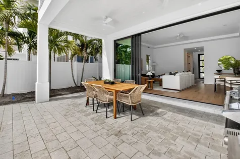 238 Ne 12th Street Delray Beach FL 33444