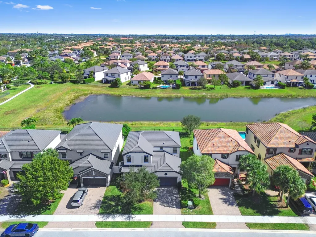5500 Sandbirch Way Lake Worth FL 33463