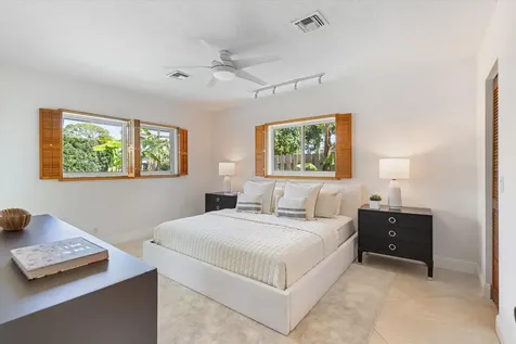 1041 Sw 7th Street Boca Raton FL 33486