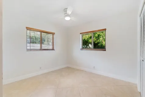 1041 Sw 7th Street Boca Raton FL 33486