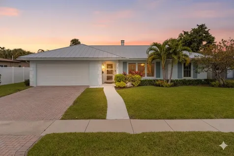 1041 Sw 7th Street Boca Raton FL 33486