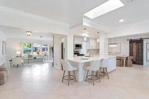 1041 Sw 7th Street Boca Raton FL 33486