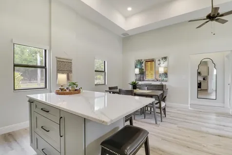 10735 Lantana Road Lake Worth FL 33449