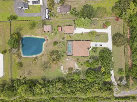 10735 Lantana Road Lake Worth FL 33449