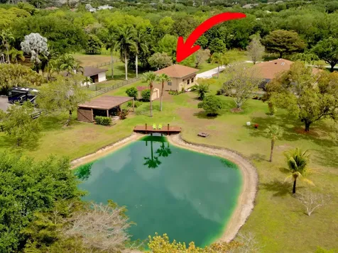 10735 Lantana Road Lake Worth FL 33449
