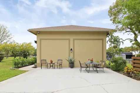 10735 Lantana Road Lake Worth FL 33449