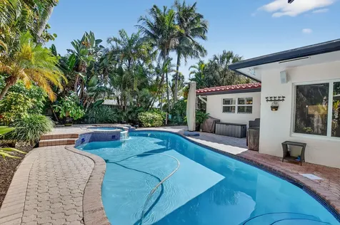 701 Sw 5th Street Boca Raton FL 33486
