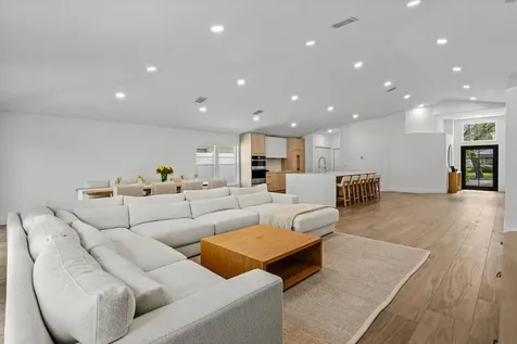 1123 Canoe Point Delray Beach FL 33444
