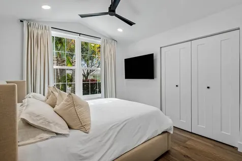 1123 Canoe Point Delray Beach FL 33444