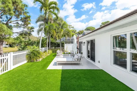 1123 Canoe Point Delray Beach FL 33444